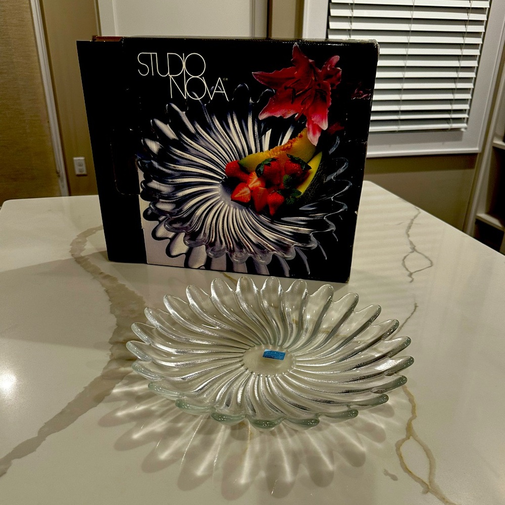 Mikasa Studio Nova Solaris - 13.5” Platter